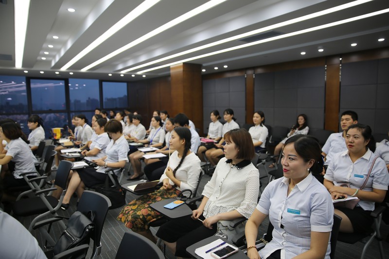 關注服務禮儀,提升服務質量 | 西安市旅游信息咨詢中心開展全員服務禮儀培訓
